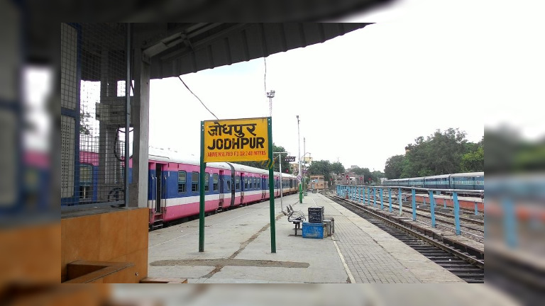 Top 10 Cleanest Railway Stations in India 2022 | TalkCharge Blog