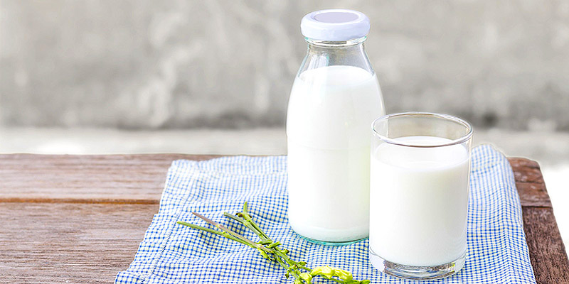 Drinking Cold Milk for Quick Relief from acidity